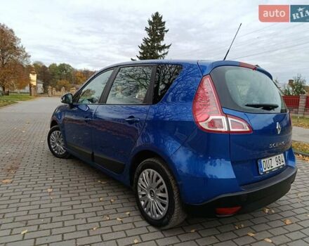 Рено Сценик 2010 в Радивилове на Automoto.ua Синий Рено Сценик, объемом двигателя 1.6 л и пробегом 137 тыс. км за 6900 $, фото 11 на Automoto.ua