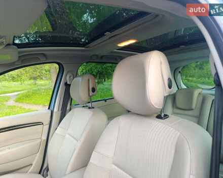 Рено Сценик 2010 в Киеве на Automoto.ua Синий Рено Сценик, объемом двигателя 1.5 л и пробегом 240 тыс. км за 6800 $, фото 8 на Automoto.ua