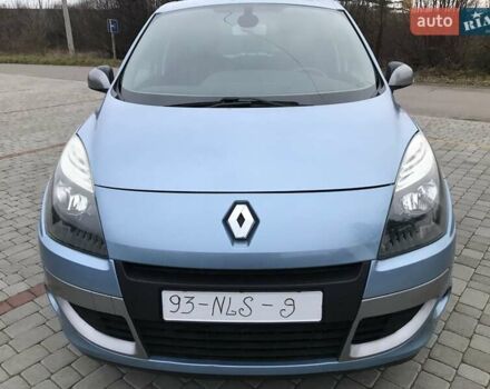 Синий Рено Сценик, объемом двигателя 2 л и пробегом 240 тыс. км за 7200 $, фото 1 на Automoto.ua