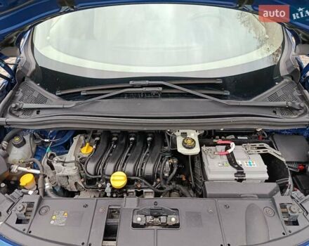 Рено Сценик 2010 в Радивилове на Automoto.ua Синий Рено Сценик, объемом двигателя 1.6 л и пробегом 137 тыс. км за 6900 $, фото 47 на Automoto.ua