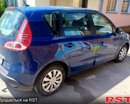Рено Сценик 2010 в Прилуках на Automoto.ua Синий Рено Сценик, объемом двигателя 1.5 л и пробегом 250 тыс. км за 6350 $, фото 6 на Automoto.ua