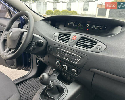 Синий Рено Сценик, объемом двигателя 1.5 л и пробегом 260 тыс. км за 5999 $, фото 48 на Automoto.ua