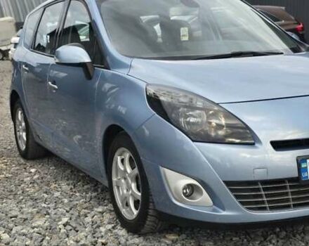 Рено Сценик 2010 в Львове на Automoto.ua Синий Рено Сценик, объемом двигателя 1.4 л и пробегом 179 тыс. км за 7800 $, фото 3 на Automoto.ua