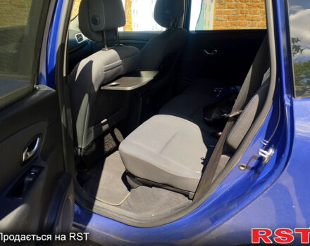 Рено Сценик 2010 в Прилуках на Automoto.ua Синий Рено Сценик, объемом двигателя 1.5 л и пробегом 250 тыс. км за 6350 $, фото 5 на Automoto.ua