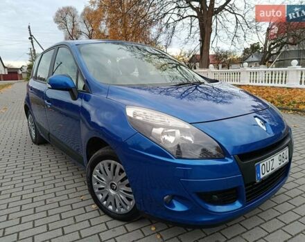 Рено Сценик 2010 в Радивилове на Automoto.ua Синий Рено Сценик, объемом двигателя 1.6 л и пробегом 137 тыс. км за 6900 $, фото 50 на Automoto.ua