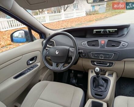 Рено Сценик 2010 в Радивилове на Automoto.ua Синий Рено Сценик, объемом двигателя 1.6 л и пробегом 137 тыс. км за 6900 $, фото 19 на Automoto.ua