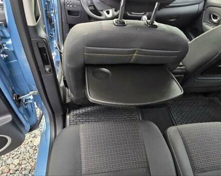 Рено Сценик 2010 в Львове на Automoto.ua Синий Рено Сценик, объемом двигателя 1.4 л и пробегом 179 тыс. км за 7800 $, фото 14 на Automoto.ua