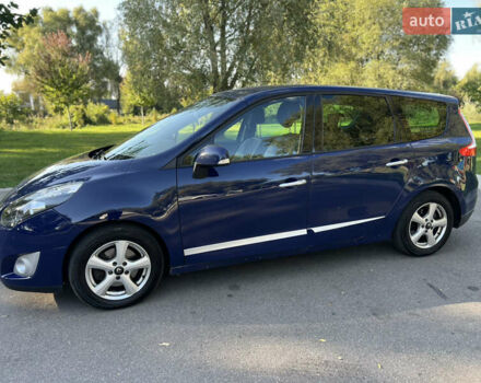 Синий Рено Сценик, объемом двигателя 1.5 л и пробегом 391 тыс. км за 7500 $, фото 9 на Automoto.ua
