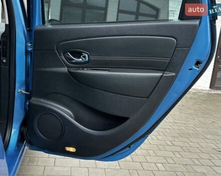 Синий Рено Сценик, объемом двигателя 1.6 л и пробегом 223 тыс. км за 8399 $, фото 106 на Automoto.ua