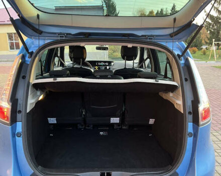 Рено Сценик 2012 в Луцке на Automoto.ua Синий Рено Сценик, объемом двигателя 1.5 л и пробегом 220 тыс. км за 6750 $, фото 16 на Automoto.ua