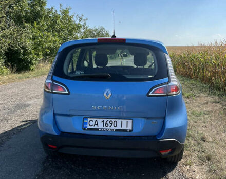 Синий Рено Сценик, объемом двигателя 1.46 л и пробегом 325 тыс. км за 7100 $, фото 3 на Automoto.ua