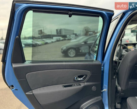 Синий Рено Сценик, объемом двигателя 1.4 л и пробегом 177 тыс. км за 8800 $, фото 38 на Automoto.ua