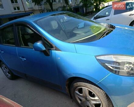 Синий Рено Сценик, объемом двигателя 1.6 л и пробегом 189 тыс. км за 8900 $, фото 1 на Automoto.ua