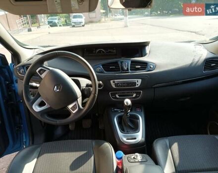 Синій Рено Сценік, об'ємом двигуна 1.6 л та пробігом 260 тис. км за 7800 $, фото 7 на Automoto.ua