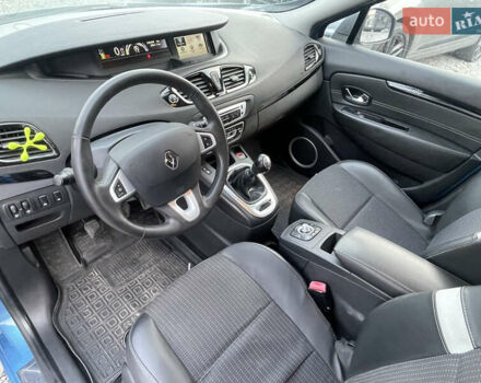 Синий Рено Сценик, объемом двигателя 1.46 л и пробегом 246 тыс. км за 7600 $, фото 8 на Automoto.ua