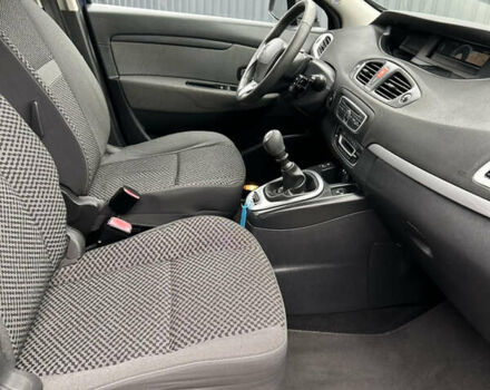 Синий Рено Сценик, объемом двигателя 1.6 л и пробегом 243 тыс. км за 8200 $, фото 12 на Automoto.ua