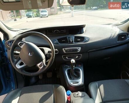 Синий Рено Сценик, объемом двигателя 1.6 л и пробегом 260 тыс. км за 8000 $, фото 6 на Automoto.ua
