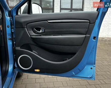 Синий Рено Сценик, объемом двигателя 1.6 л и пробегом 223 тыс. км за 8299 $, фото 63 на Automoto.ua