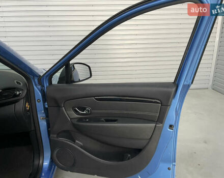 Синий Рено Сценик, объемом двигателя 1.5 л и пробегом 226 тыс. км за 9900 $, фото 51 на Automoto.ua