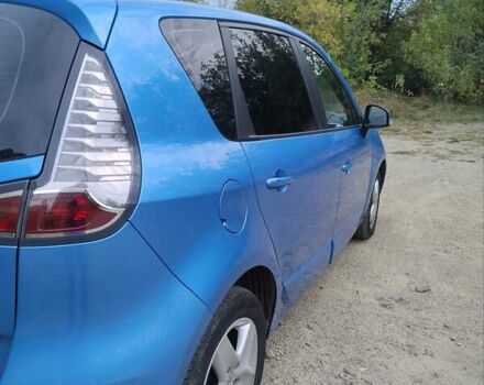 Синий Рено Сценик, объемом двигателя 1.46 л и пробегом 211 тыс. км за 9000 $, фото 7 на Automoto.ua