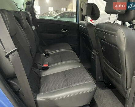 Синий Рено Сценик, объемом двигателя 1.5 л и пробегом 226 тыс. км за 9900 $, фото 46 на Automoto.ua