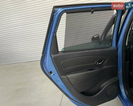 Синий Рено Сценик, объемом двигателя 1.5 л и пробегом 226 тыс. км за 9900 $, фото 45 на Automoto.ua