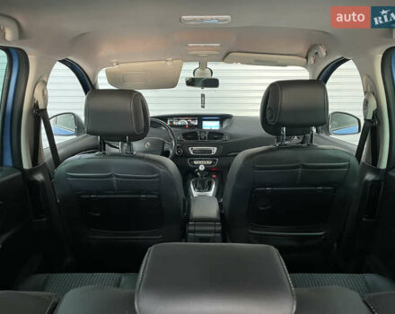 Рено Сценик 2013 в Стрые на Automoto.ua Синий Рено Сценик, объемом двигателя 1.5 л и пробегом 226 тыс. км за 9950 $, фото 36 на Automoto.ua