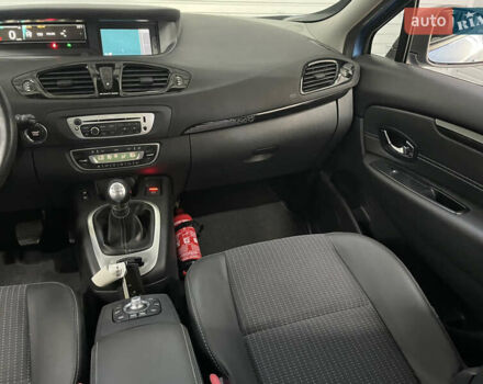 Рено Сценик 2013 в Стрые на Automoto.ua Синий Рено Сценик, объемом двигателя 1.5 л и пробегом 226 тыс. км за 9950 $, фото 61 на Automoto.ua