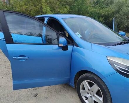 Синий Рено Сценик, объемом двигателя 1.46 л и пробегом 211 тыс. км за 9000 $, фото 14 на Automoto.ua