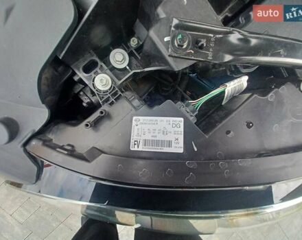 Рено Сценик 2019 в Луцке на Automoto.ua Синий Рено Сценик, объемом двигателя 1.7 л и пробегом 189 тыс. км за 16199 $, фото 25 на Automoto.ua