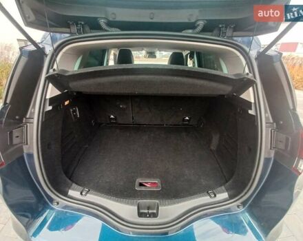 Рено Сценик 2019 в Луцке на Automoto.ua Синий Рено Сценик, объемом двигателя 1.7 л и пробегом 189 тыс. км за 16199 $, фото 11 на Automoto.ua