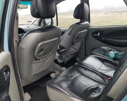 Синий Рено Сценик, объемом двигателя 0 л и пробегом 300 тыс. км за 2600 $, фото 6 на Automoto.ua