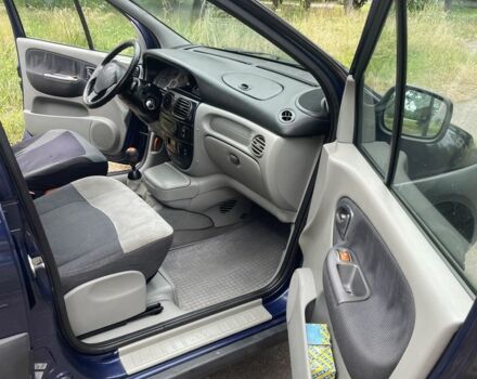 Синий Рено Сценик, объемом двигателя 1.9 л и пробегом 210 тыс. км за 3804 $, фото 15 на Automoto.ua