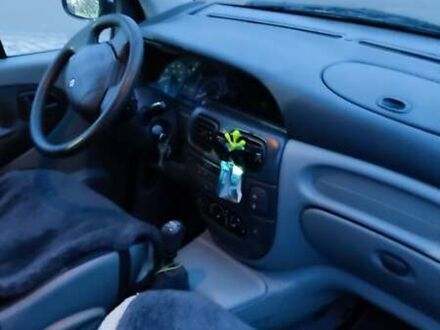 Рено Сценік 2001 у Тернополі на Automoto.ua Синій Рено Сценік, об'ємом двигуна 1.4 л та пробігом 157 тис. км за 3500 $, фото 1 на Automoto.ua