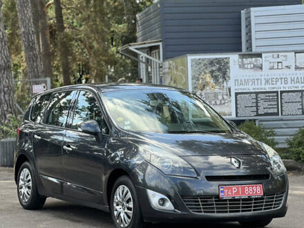 Рено Сценик 2009 в Виннице на Automoto.ua Синий Рено Сценик, объемом двигателя 1.9 л и пробегом 218 тыс. км за 7600 $, фото 1 на Automoto.ua