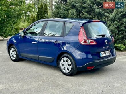 Рено Сценик 2010 в Харькове на Automoto.ua Синий Рено Сценик, объемом двигателя 1.6 л и пробегом 257 тыс. км за 5900 $, фото 1 на Automoto.ua