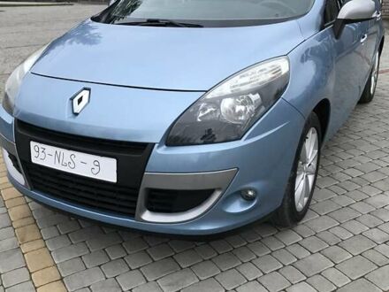 Синій Рено Сценік, об'ємом двигуна 2 л та пробігом 240 тис. км за 7200 $, фото 1 на Automoto.ua