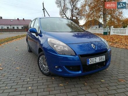 Рено Сценик 2010 в Радивилове на Automoto.ua Синий Рено Сценик, объемом двигателя 1.6 л и пробегом 137 тыс. км за 6900 $, фото 1 на Automoto.ua
