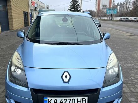 Рено Сценик 2011 в Миргороде на Automoto.ua Синий Рено Сценик, объемом двигателя 1.5 л и пробегом 201 тыс. км за 8000 $, фото 1 на Automoto.ua