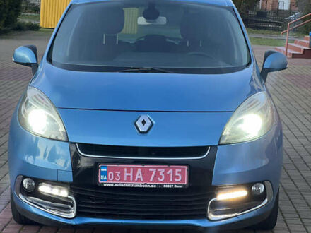 Рено Сценик 2012 в Луцке на Automoto.ua Синий Рено Сценик, объемом двигателя 1.5 л и пробегом 220 тыс. км за 6750 $, фото 1 на Automoto.ua