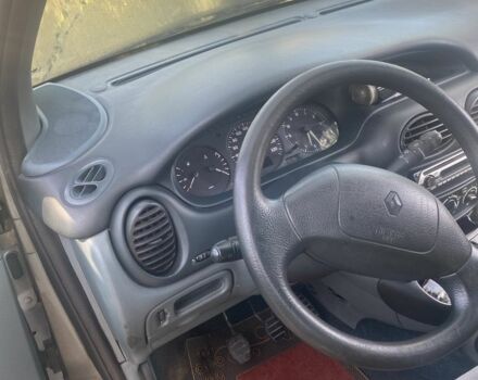 Зеленый Рено Сценик, объемом двигателя 1.5 л и пробегом 110 тыс. км за 909 $, фото 1 на Automoto.ua