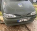 Зеленый Рено Сценик, объемом двигателя 1.5 л и пробегом 110 тыс. км за 909 $, фото 2 на Automoto.ua