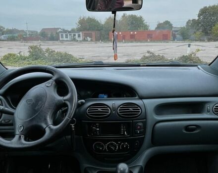 Зелений Рено Сценік, об'ємом двигуна 1.4 л та пробігом 248 тис. км за 3450 $, фото 5 на Automoto.ua