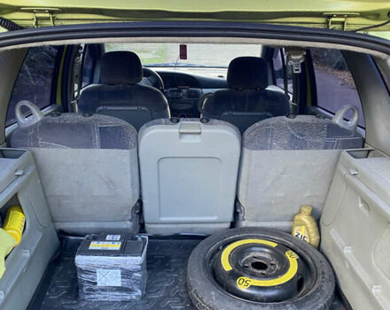 Рено Сценик 2000 в Каменское - Днепродзержинск на Automoto.ua Зеленый Рено Сценик, объемом двигателя 1.6 л и пробегом 203 тыс. км за 2800 $, фото 6 на Automoto.ua