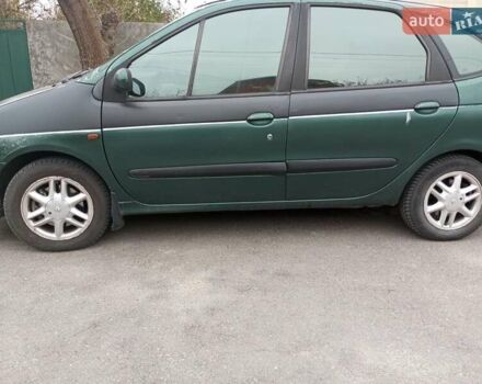 Зеленый Рено Сценик, объемом двигателя 2 л и пробегом 300 тыс. км за 3000 $, фото 4 на Automoto.ua