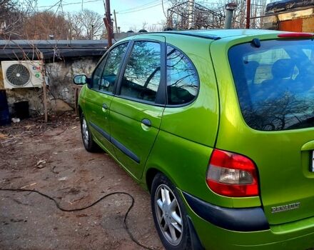 Зелений Рено Сценік, об'ємом двигуна 2 л та пробігом 165 тис. км за 3300 $, фото 2 на Automoto.ua