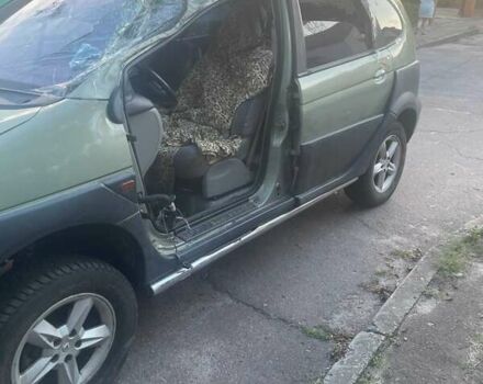 Зелений Рено Сценік, об'ємом двигуна 2 л та пробігом 280 тис. км за 900 $, фото 4 на Automoto.ua