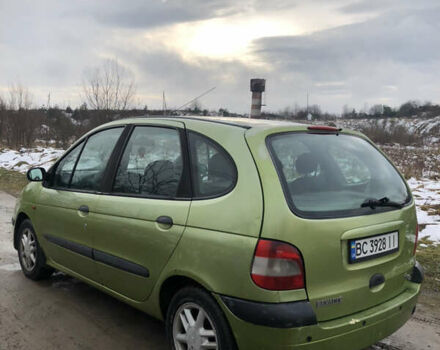 Зеленый Рено Сценик, объемом двигателя 1.6 л и пробегом 300 тыс. км за 1850 $, фото 3 на Automoto.ua