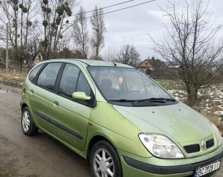 Зеленый Рено Сценик, объемом двигателя 1.6 л и пробегом 300 тыс. км за 1850 $, фото 1 на Automoto.ua