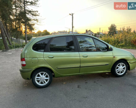 Зеленый Рено Сценик, объемом двигателя 1.6 л и пробегом 350 тыс. км за 2600 $, фото 7 на Automoto.ua